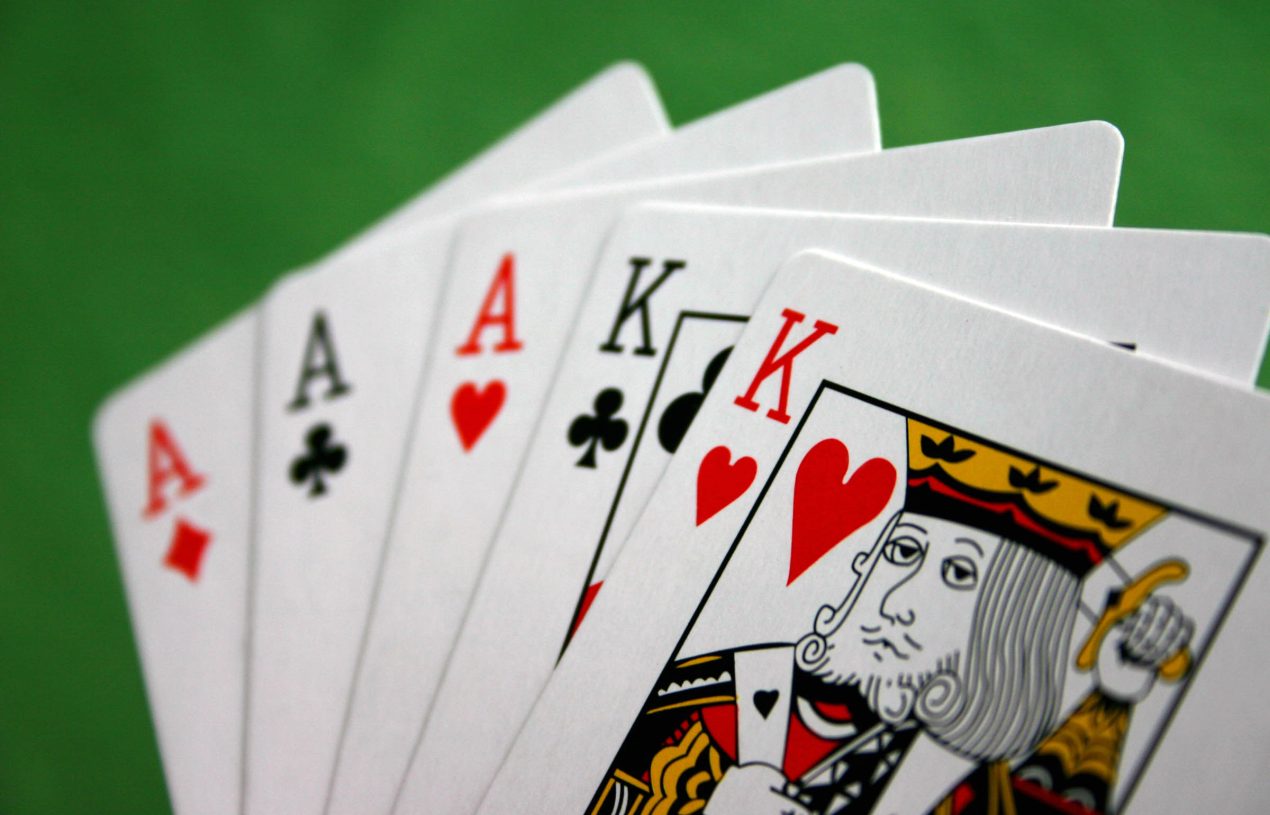 Strategi Bermain Super Texas Hold’em Poker
